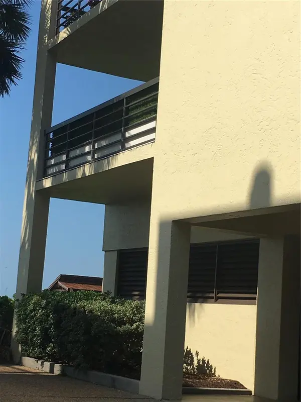5481 GULF OF MEXICO DR #206, Longboat Key, FL 34228