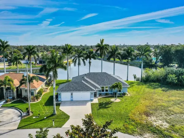 403 NE 21ST AVE, Cape Coral, FL 33909