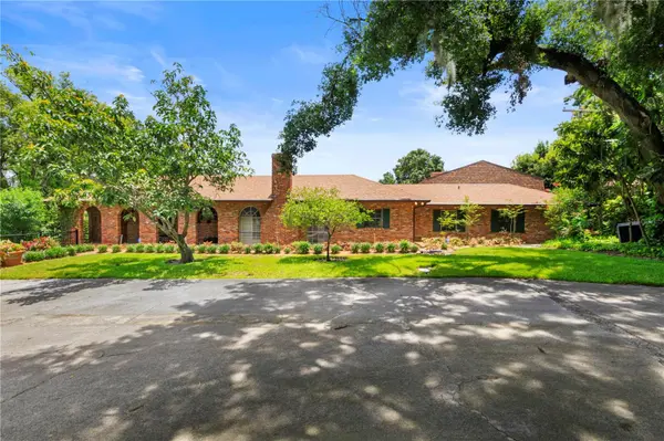 3890 CLEVELAND HEIGHTS BLVD, Lakeland, FL 33813