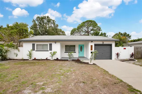 5840 DARTMOUTH AVE N, St Petersburg, FL 33710