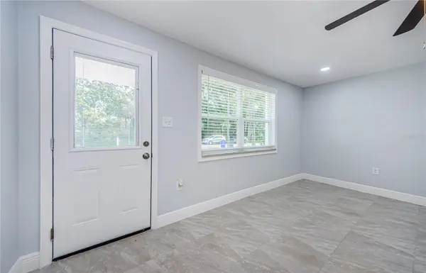 14920 LAURIE LN, Tampa, FL 33613