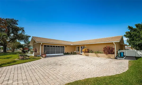 5133 OYSTER CV, New Port Richey, FL 34652