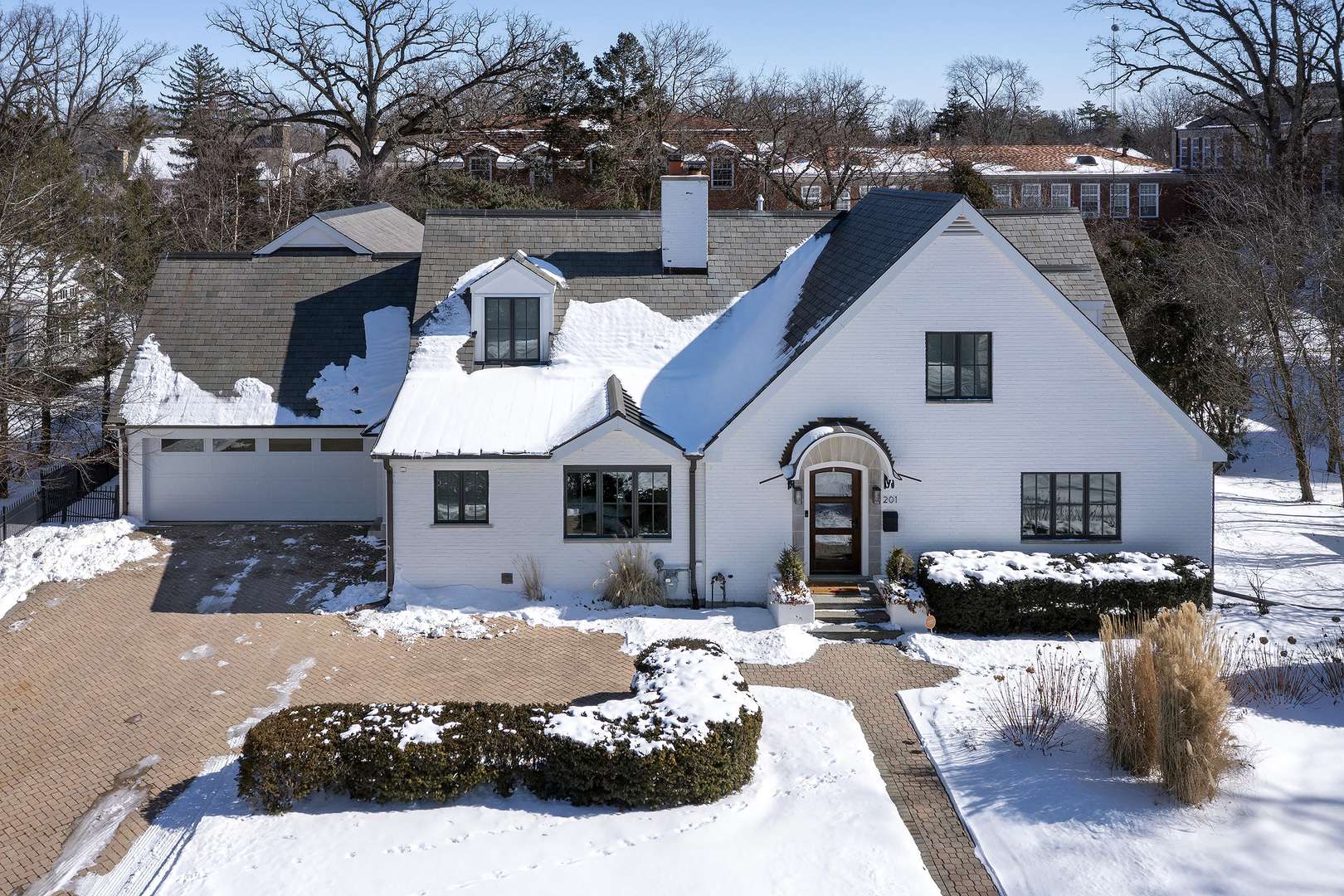 201 Linden ST, Winnetka, IL 60093