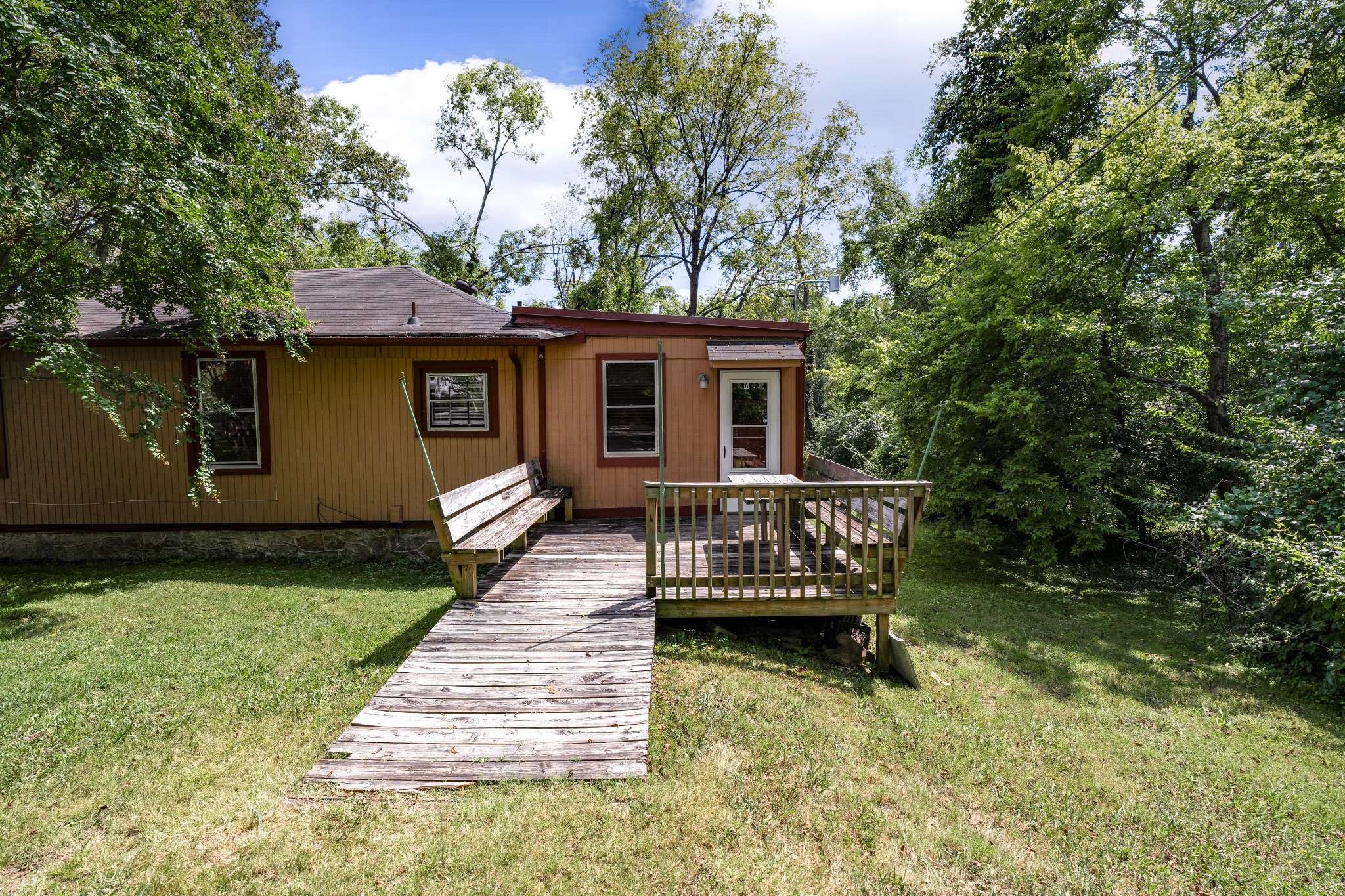 2208A Riverside Dr, Nashville, TN 37216