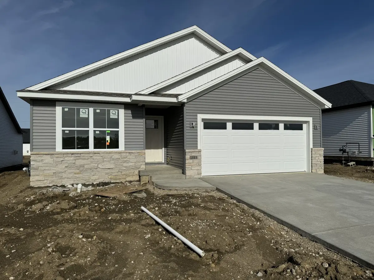 1223 Slate RD, Normal, IL 61761