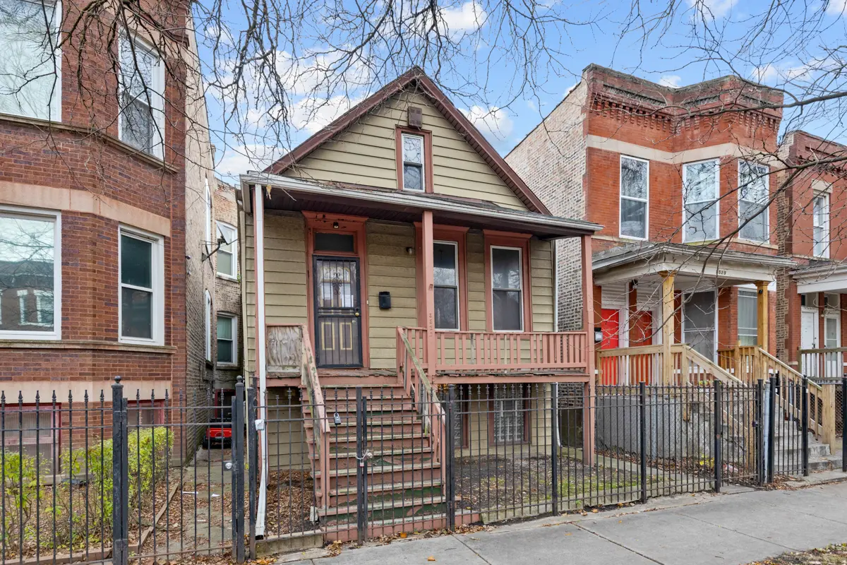 5527 S Loomis BLVD, Chicago, IL 60636