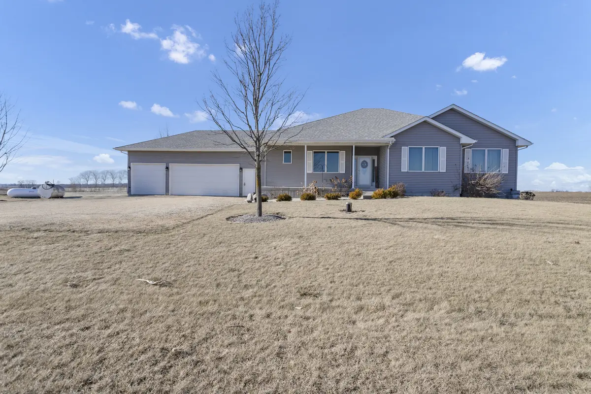 34765 Jefferson RD, Genoa, IL 60135