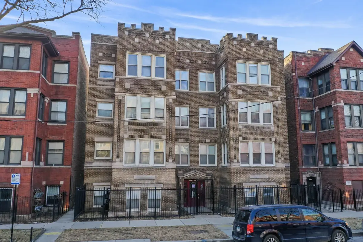 7008 S MERRILL AVE #1, Chicago, IL 60649