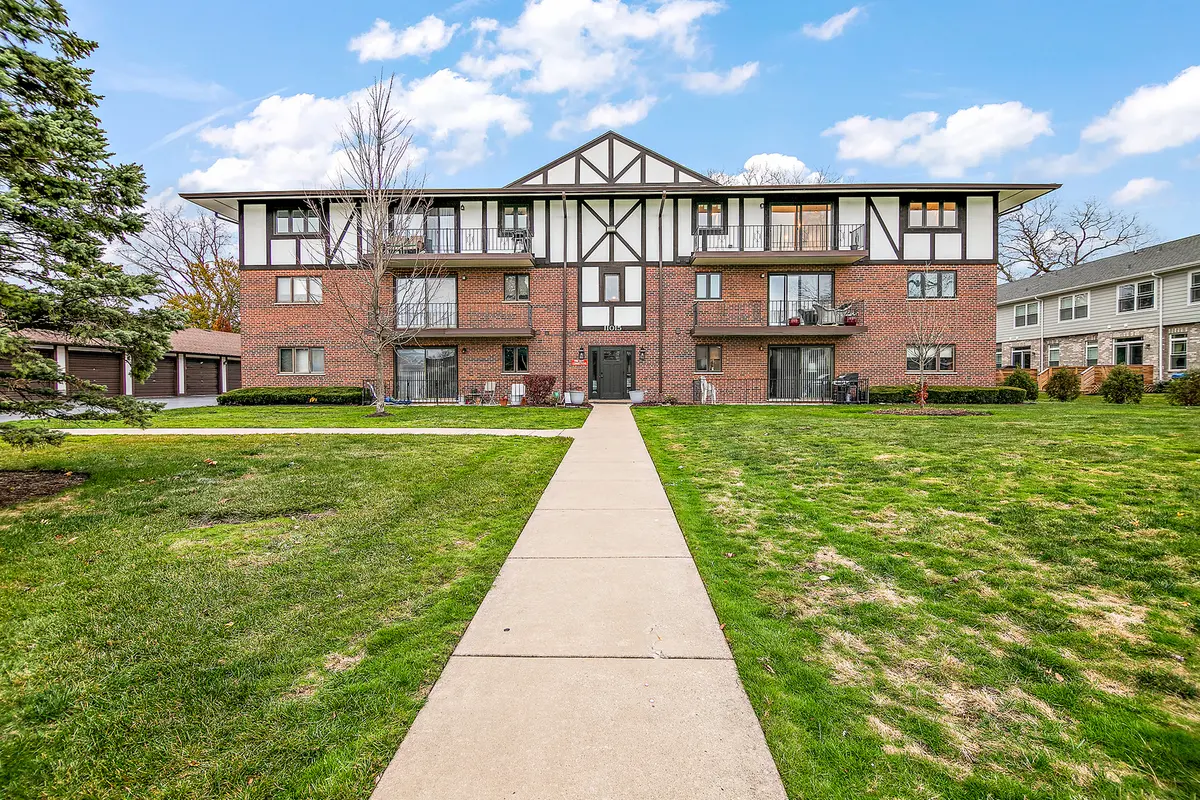 11015 S 84th AVE #3C, Palos Hills, IL 60465