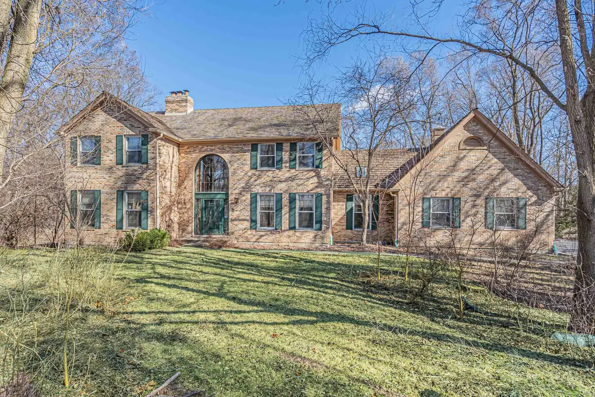 25925 N Farm View CIR, Lake Barrington, IL 60010