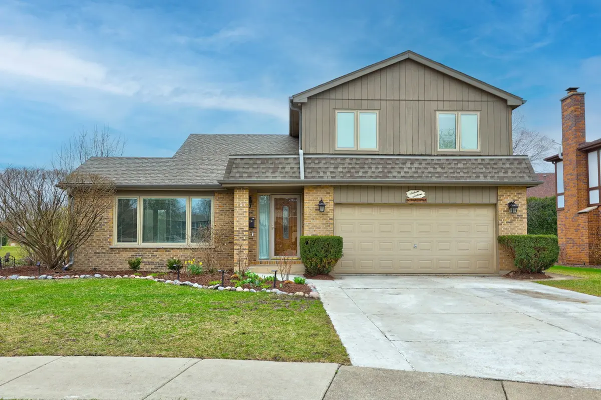 1616 N Dale AVE, Arlington Heights, IL 60004