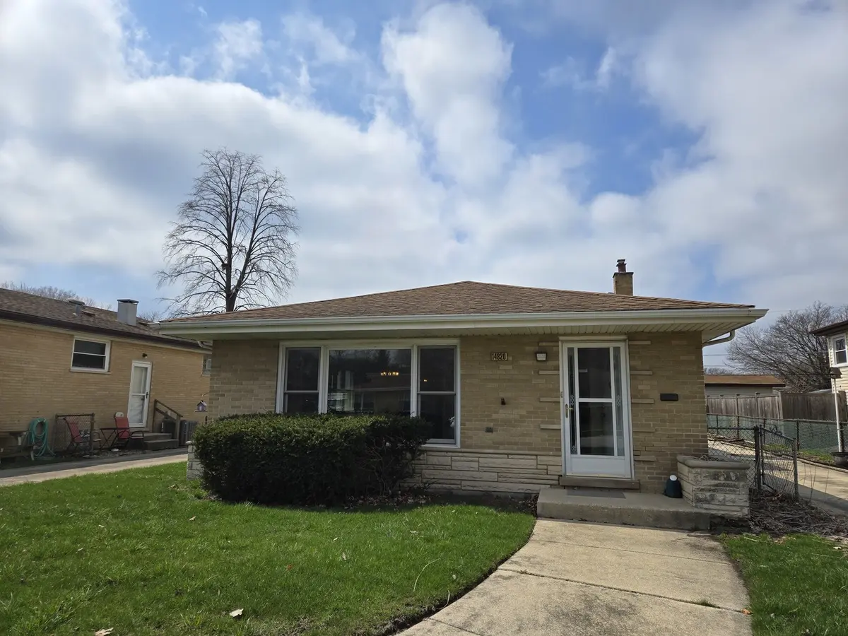 14820 Trumbull AVE, Midlothian, IL 60445
