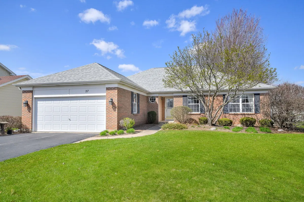 27 Raven DR, Aurora, IL 60506