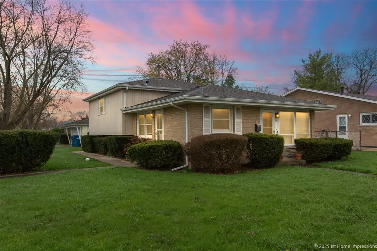 3719 152nd ST, Midlothian, IL 60445