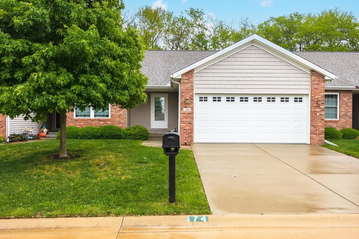 174 Cassidy RD, Normal, IL 61761