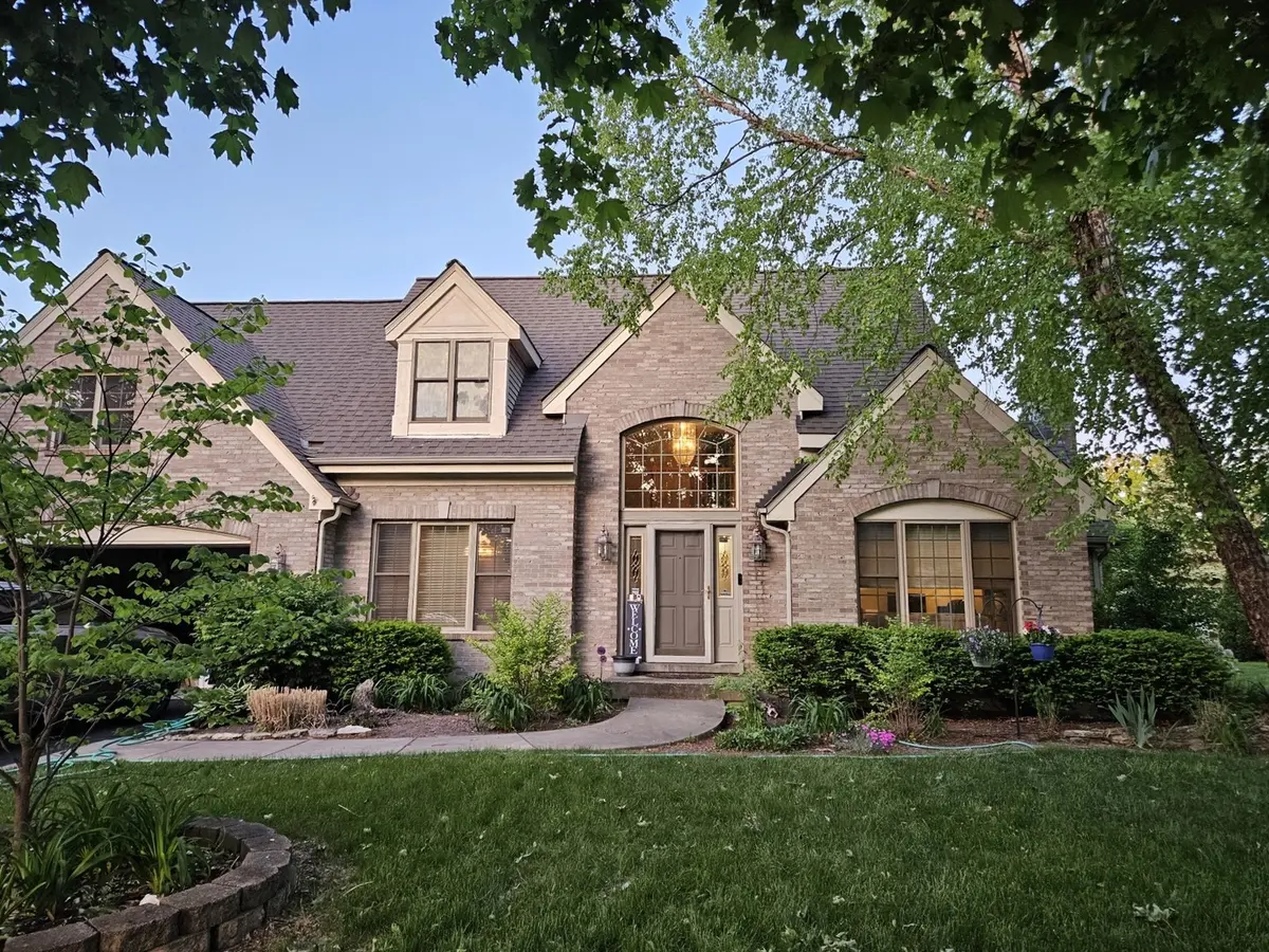 34 N Dixon DR, Batavia, IL 60510