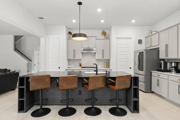 1942 Headwaters BLVD, Dripping Springs, TX 78620