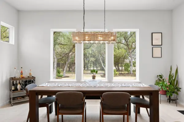 1942 Headwaters BLVD, Dripping Springs, TX 78620