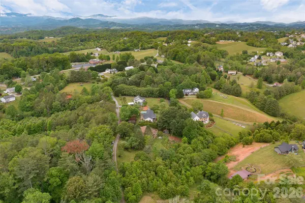 58 Donna LN, Alexander, NC 28701