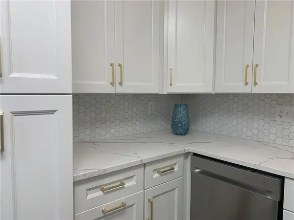 1406 W Stone BLVD, Raymore, MO 64083