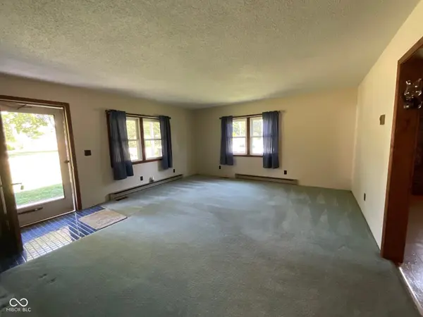 5249 E Nyesville RD, Rockville, IN 47872