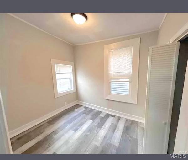 6115 Colorado AVE, St Louis, MO 63111