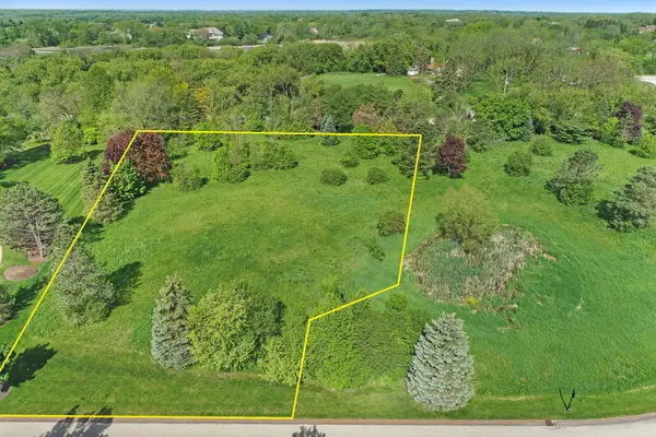 18 Brooke LN,  South Barrington,  IL 60010