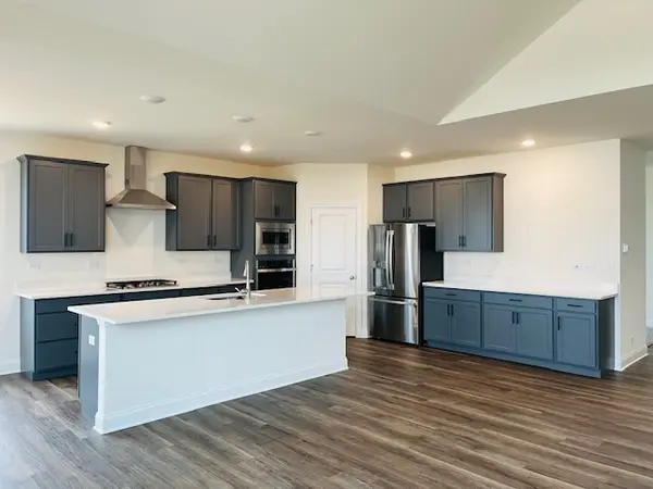 2320 Tyler TRL, Mchenry, IL 60051