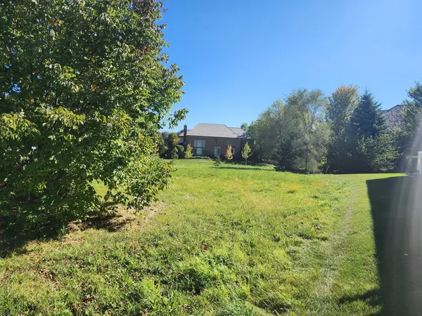 7253 Litchfield CT, Long Grove, IL 60060