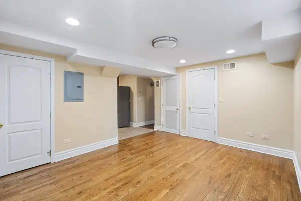 6046 N FRANCISCO AVE #GW, Chicago, IL 60659
