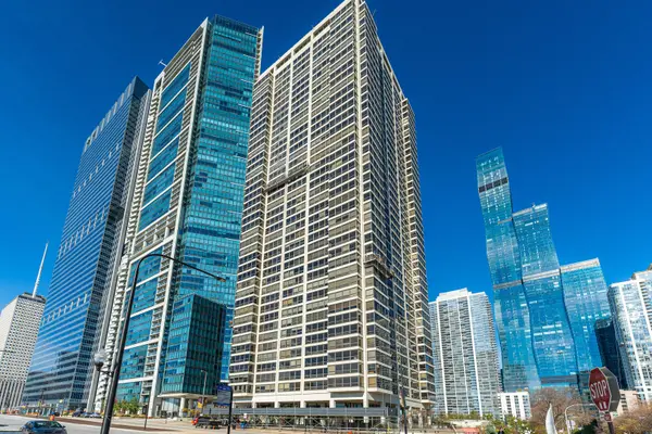 360 E RANDOLPH ST #2102, Chicago, IL 60601