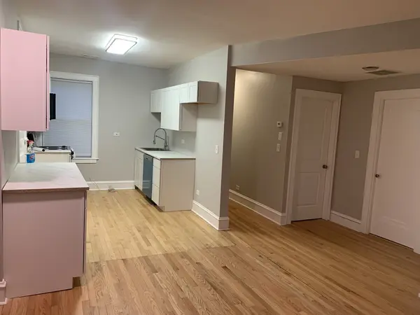 5745 W Wellington AVE, Chicago, IL 60634