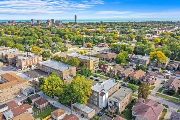 7926 S Luella AVE, Chicago, IL 60617