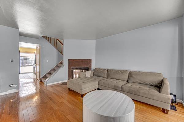 112 W 67th ST, Westmont, IL 60559