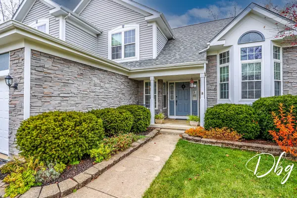 2575 Bluebell CT, Round Lake Beach, IL 60073