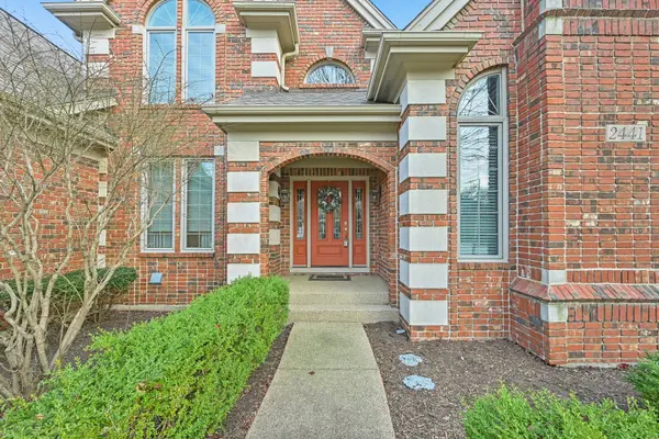 2441 Legacy DR, Aurora, IL 60502