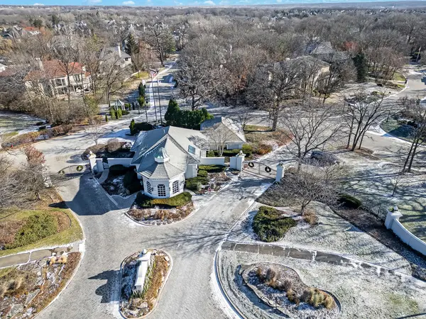 205 AMBRIANCE DR, Burr Ridge, IL 60527