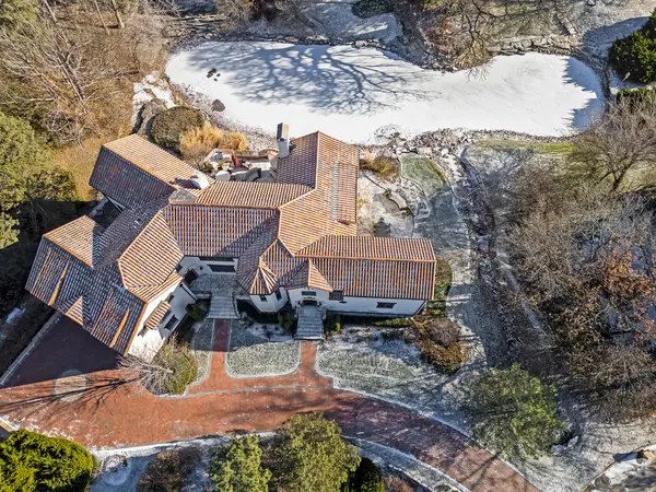 205 AMBRIANCE DR, Burr Ridge, IL 60527