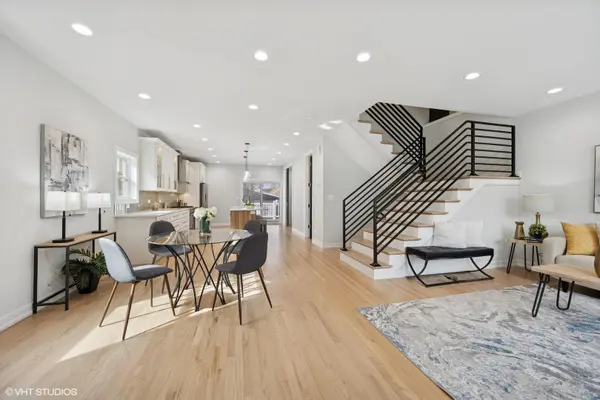 4240 N Parkside AVE, Chicago, IL 60634