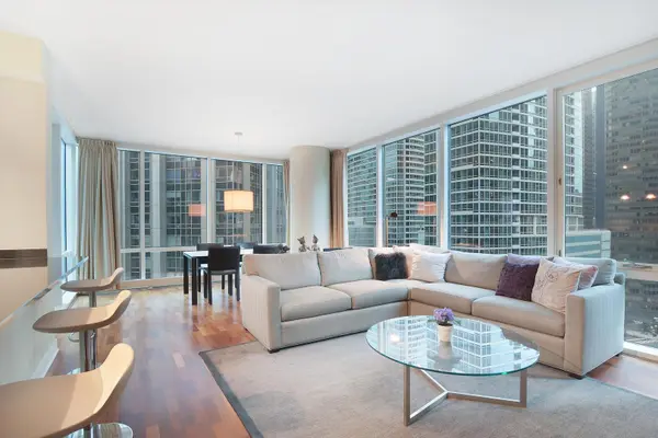 505 N McClurg CT #1306, Chicago, IL 60611