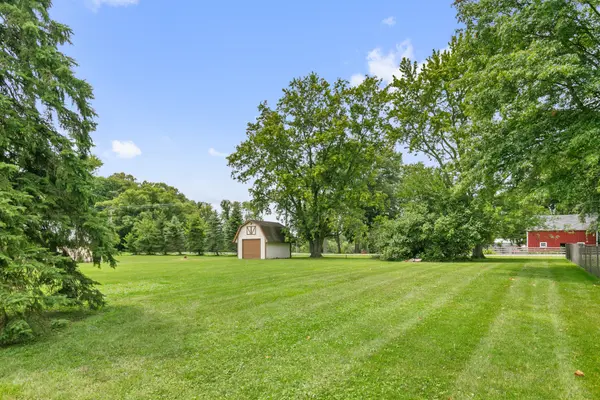 24862 S Willow Brook TRL, Crete, IL 60417