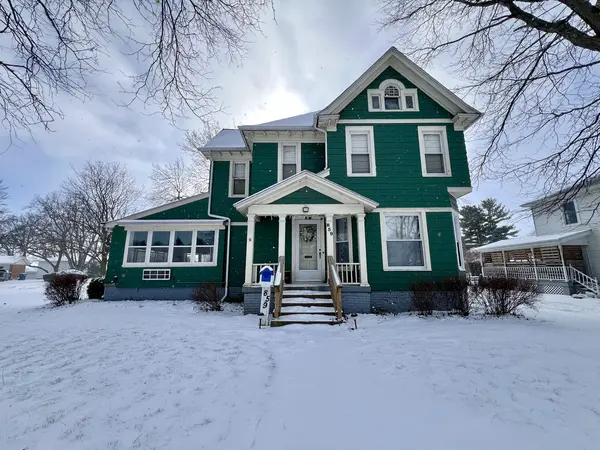 859 E Washington ST, Hoopeston, IL 60942