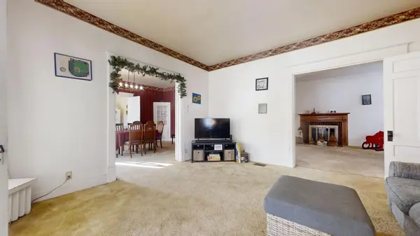 859 E Washington ST, Hoopeston, IL 60942