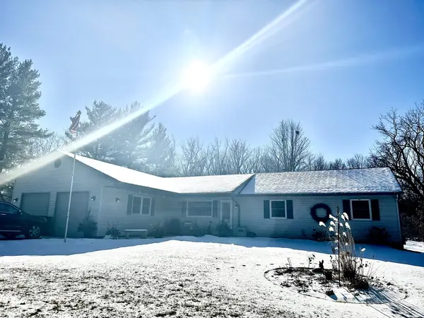 48 Timbercreek DR, Yorkville, IL 60560