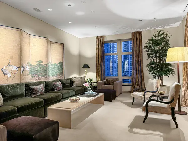 680 N Lake Shore DR #2300 Chicago, IL 60611