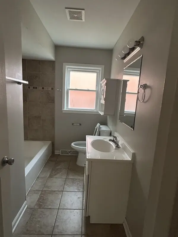 2652 Woodworth PL Hazel Crest, IL 60429