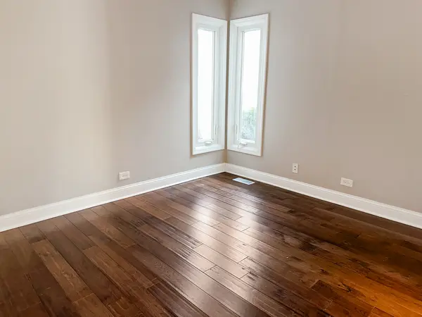 1783 Vermont DR #- Elk Grove Village, IL 60007