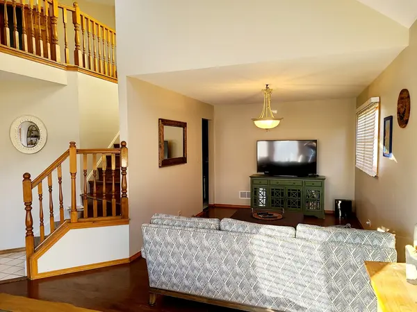 3150 Midlane DR, Wadsworth, IL 60083