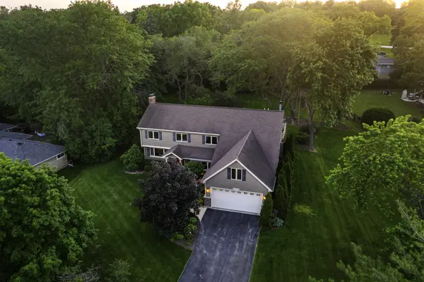 4S600 Karns RD, Naperville, IL 60563
