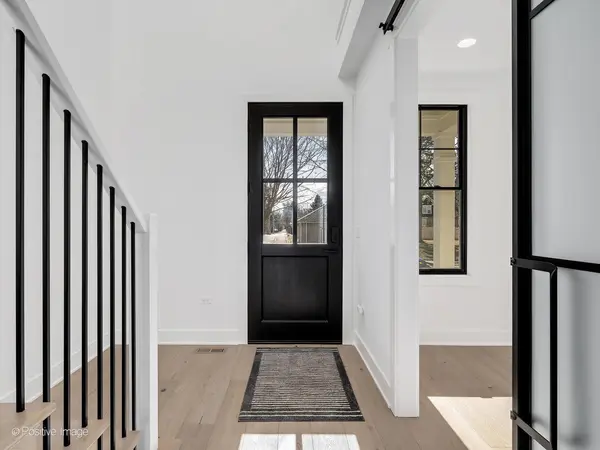 609 E Franklin AVE, Naperville, IL 60540